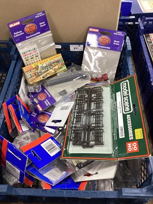 Lot 831 - A Quantity of OO Gauge Lineside Accessories...