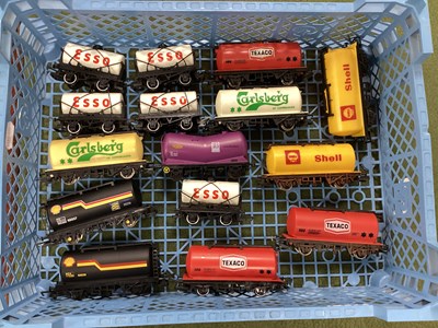 Lot 855 - Fifteen OO Gauge Tanker Wagons mostly by...