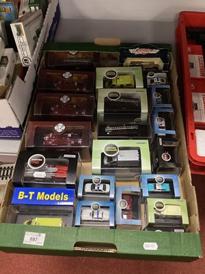 Lot 897 - Twenty Two Predominantly 1:76th Scale Diecast...