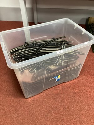 Lot 902 - A Quantity of OO Gauge Track Sections,...