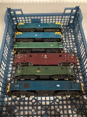 Lot 920 - Six OO Gauge Outline British Diesel...