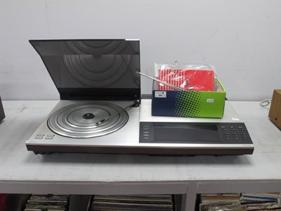 Lot 304 - Bang and Olufsen Beocenter 7007, complete with...