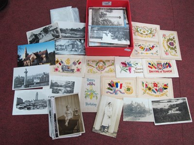 Lot 1431 - Postcards - a collection of early XX century...