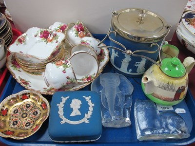 Lot 1270 - Royal Albert Old Country Roses, Wedgwood...