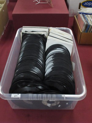 Lot 371 - Juke Box 7" Singles From The 1990's, artists...