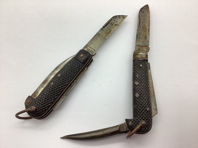 Lot 456 - WWII British Army Jack Knife, with tin opener,...