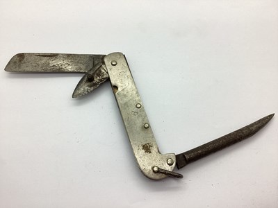 Lot 493 - Post WWII Canadian Army Metal Jack Knife, with...