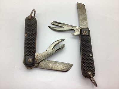 Lot 469 - WWII British Army Jack Knife, with tin opener...