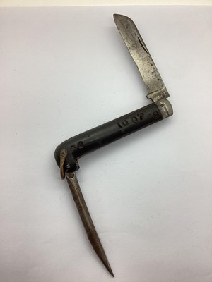 Lot 486 - Boer War British Army Jack Knife, with marlin...