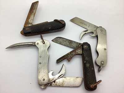 Lot 480 - WWII British Army Jack Knives, both with...