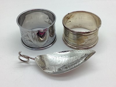 Lot 10 - A Georgian Hallmarked Silver Leaf Caddy Spoon,...