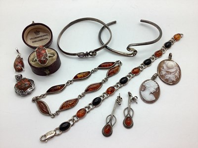 Lot 202 - An Assortment of "925" and Other Jewellery, to...