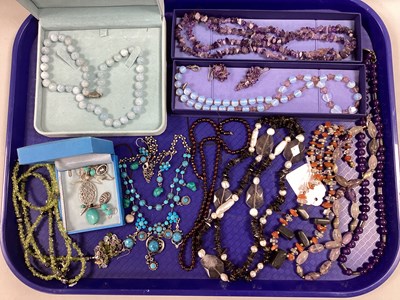 Lot 141 - A Collection of Hardstone Jewellery, to...