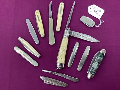 Lot 732 - A Collection of Assorted Folding Pocket Knives,...