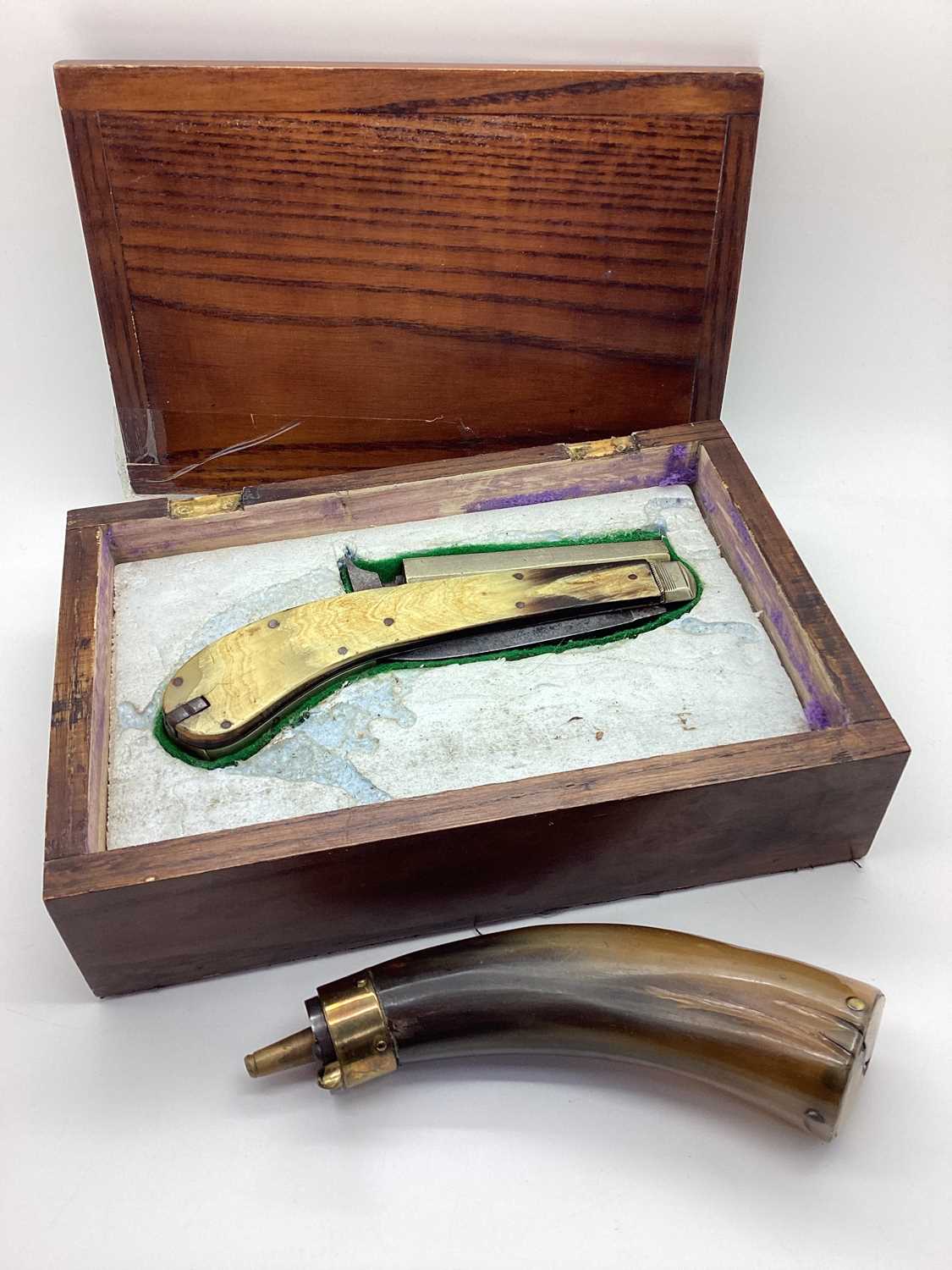 Lot 461 - James Rodgers Sheffield Percussion Knife