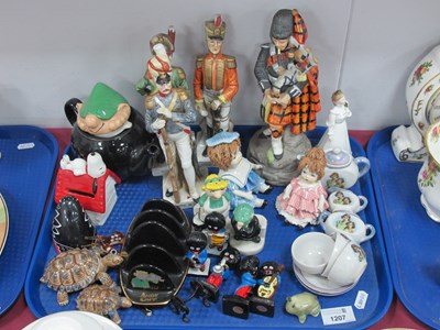 Lot 1207 - Wade Andy Capp Toast Rack, Condiments and...