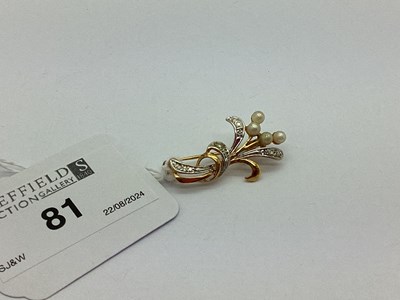 Lot 81 - A 9ct Gold Freshwater Pearl Bead Spray Brooch,...