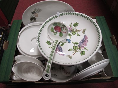 Lot 1140 - Doulton 'Westwood' Table China, of...