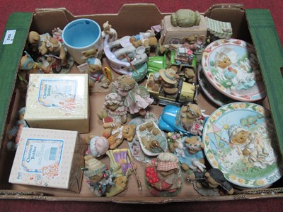 Lot 1042 - A Quantity of Cherished Teddies Ornaments,...