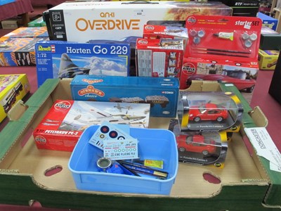 Lot 650 - A Quantity of Diecast Model Vehicles and...