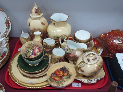 Lot 1192 - A collection of Aynsley 'Orchard Gold' wares...