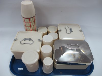 Lot 1478 - 1930's Bandalasta Bakelite Picnic Boxes, cups,...