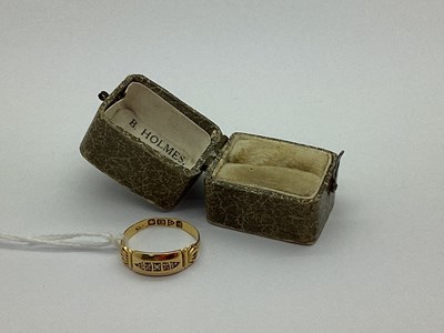 Lot 36 - An Antique Chester Hallmarked 18ct Gold...