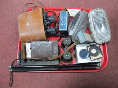 Lot 1078 - Binoculars, radios, pathascope film mender,...