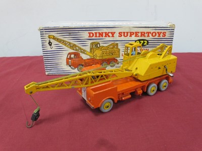 Lot 723 - Dinky Supertoys No 972 20 Ton Lorry Mounted...