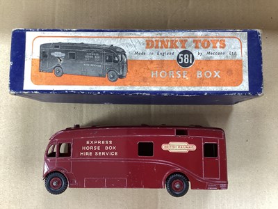 Lot 863 - Dinky Toys No 581 Horse Box, British Rail,...