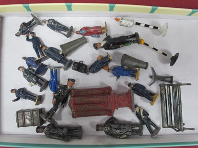 Lot 704 - Quantity of Mid XX Century Lead Figures and...