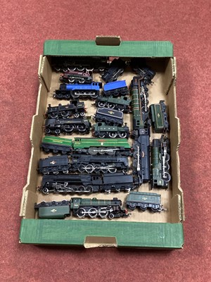 Lot 450 - Approximately Sixteen OO gauge Steam...