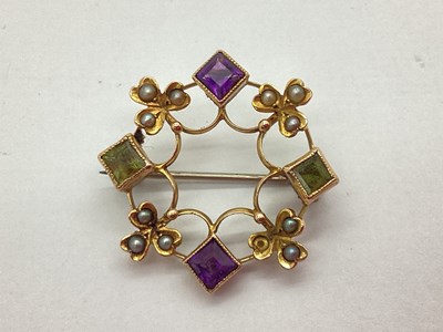 Lot 52 - An Edwardian Openwork Brooch, suffragette...