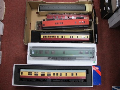 Lot 566 - A Collection of Six Kit/Factory Built 'O'...