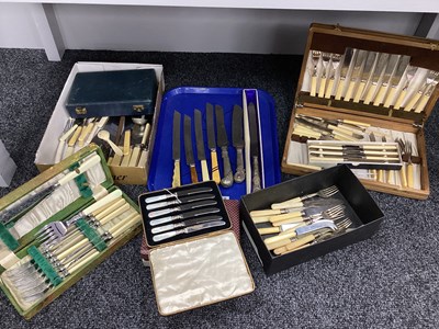 Lot 217 - Mother of Pearl Handled Tea Knives, in a...