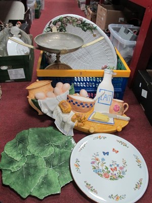 Lot 1066 - Aynsley Cottage Garden Cake Plate and Knife,...