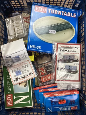 Lot 813 - A Quantity of N Gague Model Railway...