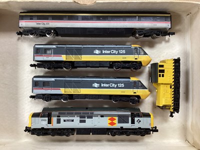 Lot 725 - N Gauge Locomotives. A Three Car Class 43,...