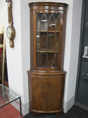 Lot 1478 - Bow Front Mahogany Free Standing Corner...