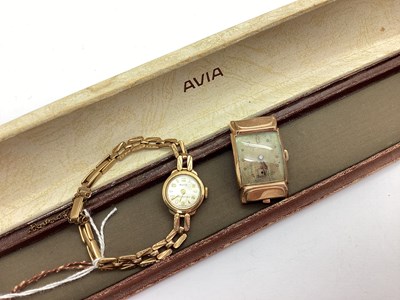 Lot 125 - Avia; A 9ct Gold Cased Ladies Wristwatch, to...