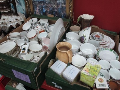 Lot 1018 - Royal Vale teacups and saucers, Royal...