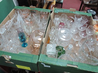 Lot 1057 - A larye quantity of glassware to include...