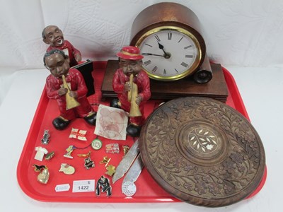 Lot 1422 - Mantle Clock pottery band members, badges, ten...