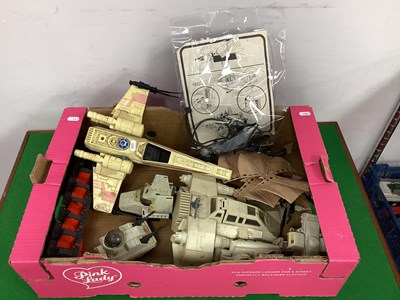 Lot 838 - Seven Original Star Wars Plastic Model Space...