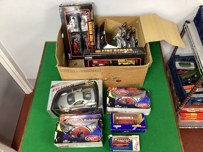 Lot 722 - Approximately Twenty Five Diecast Model...