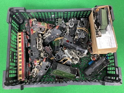 Lot 805 - A Quantity of Mid 20th Century Trix TTR 0-4-0...