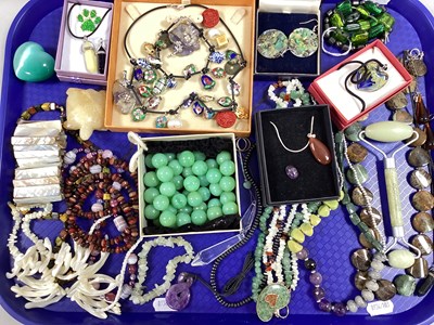 Lot 201 - Polished Hardstone Costume Jewellery,...