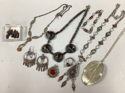 Lot 110 - Ethnic Style Necklaces, leaf pendant on chain,...