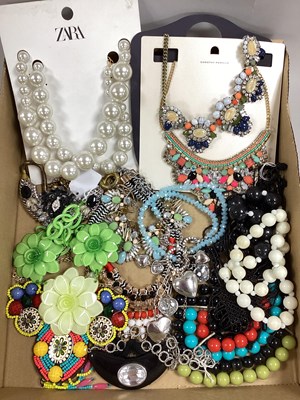 Lot 163 - A Collection of Modern Statement Necklaces,...