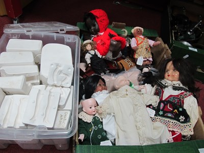 Lot 1039 - A large collection of dolls some with pot...